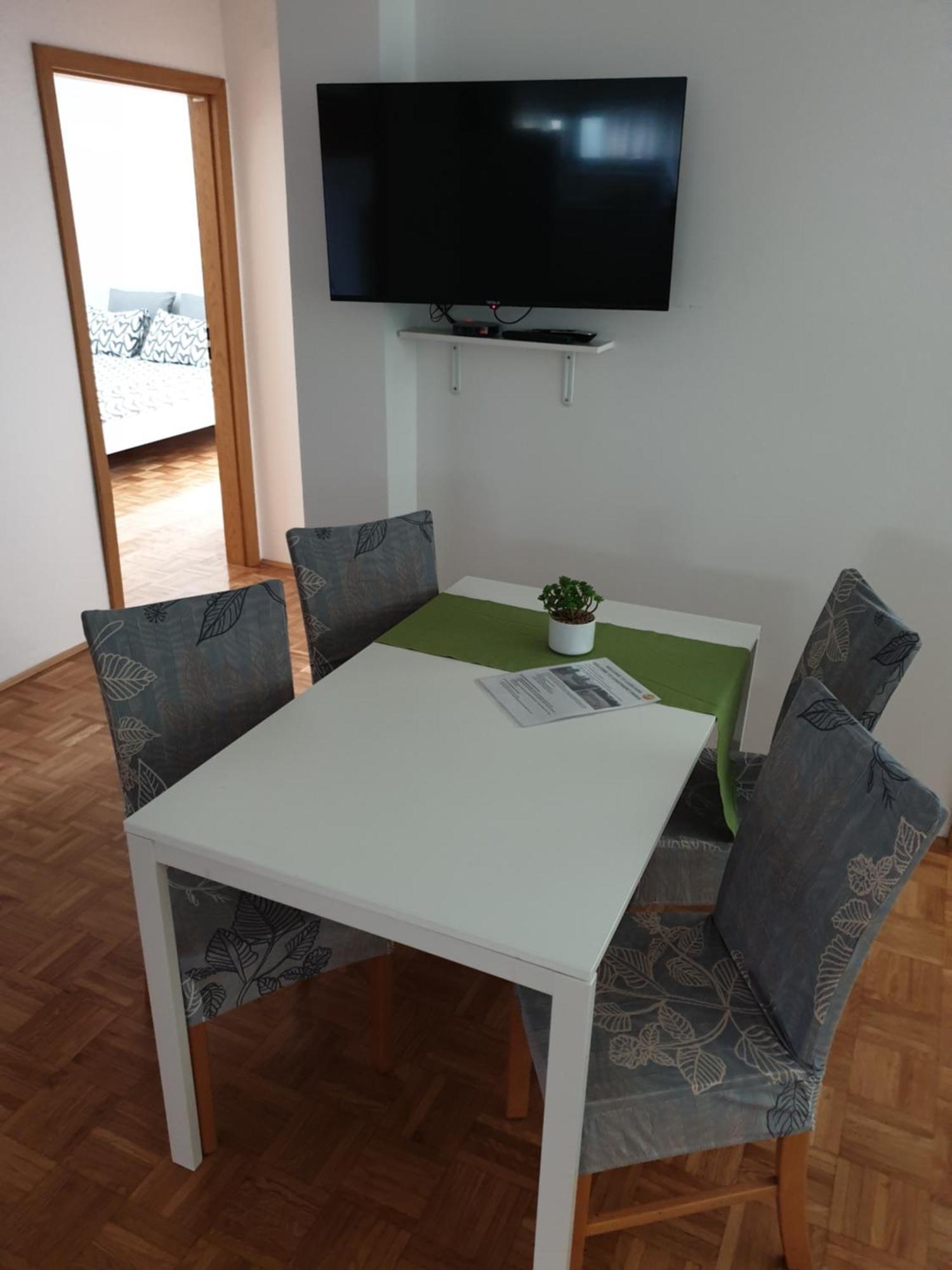 Apartment Emma Ljubljana - Free Parking, Ac, Wifi Chambre photo